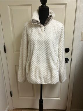 Eddie Bauer Everette White Honeycomb Pull Over Snap Long Sleeve Plush Sweater, L